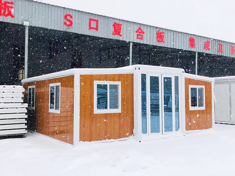 Expandable Container House for Snowy Areas